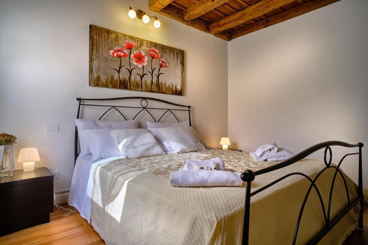 Apartamento Il Vecchio Cortile Verona Exterior foto